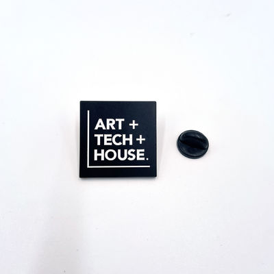 Artechouse Enamel Pin Sanat ve Teknolojinin Füzyonunu Kutluyor